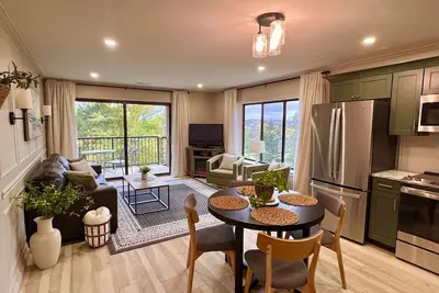 Image de Quiet Grand Traverse Resort Condo I Great views, Full kitchen and Washer/Dryer