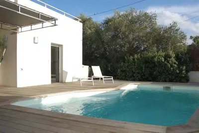Image de Homerez - Villa avec piscine & jardin à Monticello