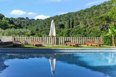 Image de Homerez - Maison charmante à Porto de Mós avec piscine partagée