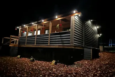 Image de Fairytale cottage for unforgettable getaways on Muskoka river