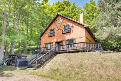 Image de 'Buckhorn' in Iron River w/ Sauna: Fish & Hike!
