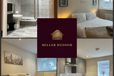 Image de Appartement-Salle de bain privée séparée-Vue sur Rue- House 2