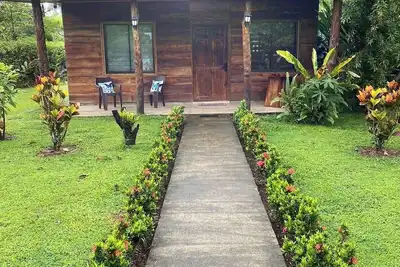 Image de Charming, beautiful cabin.