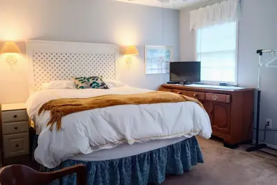Image de 3br - 2. 5ba, Kitchenette & Living Room near Hpu, High Point Markets, & Hospitals