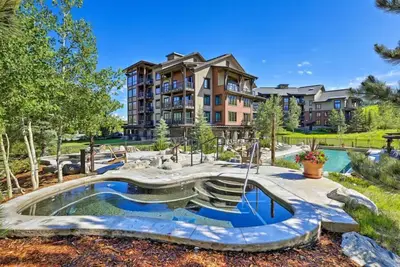 Image de Steamboat Springs Top Condo: Gondola to Ski Resort