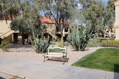Image de Spring Training, Tennis, Golf, or Relaxation, this is your happy place.