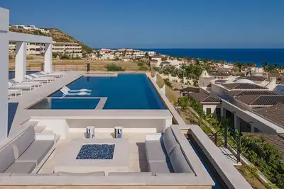 Image de Brand New Villa + Big Ocean View + Gym + Close to the Beach