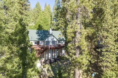Image de The Hilltop Cove - Cozy cabin 4 mi to Pine crest / Dodge Ridge