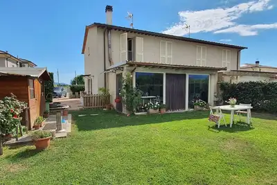 Ariel - Lucca, Tuscany