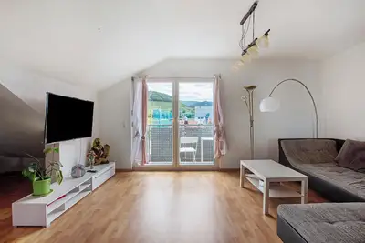 Image de Appartement \"Haus Castellblick 3\" avec vue sur les montagnes, balcon et Wi-Fi