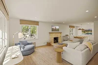 Image de Carmel Jewel Box: Beautifully remodeled 3br 2ba