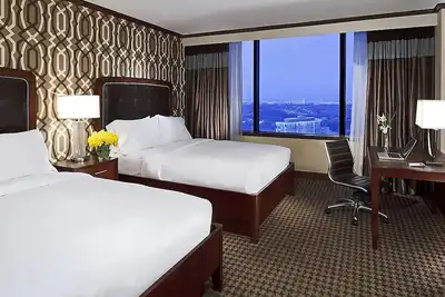 Image de Best Value, Quality Stay! 2 Spacious Units, Pool, Parking, Pets Allowed!