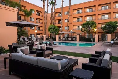 Image de Stay And Relax! Pet Friendly Suite! Outdoor Pool!