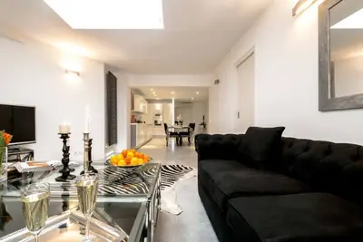 Image de Excellent room/bathroom Luxury apartment CarrèDor Nice