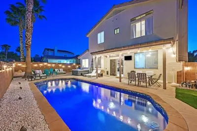 Image de 4br Henderson Home w Pool, Hot tub, Sleeps 10