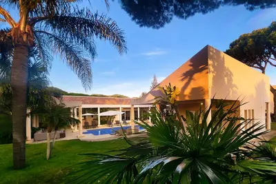 Seventies by Check-in Portugal