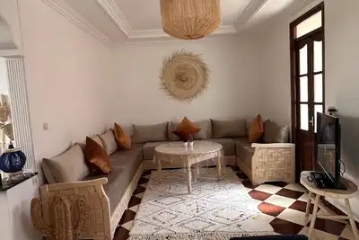 Beautiful Apartment with 2 bedroms 5 min by car from the beach with fiber wifi