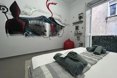 Image de StReEt Art RoOm In SpAcCaNaPoLs