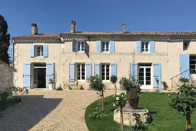 Image de Très Jolie gîte avec piscine chauffée et accès handicapé