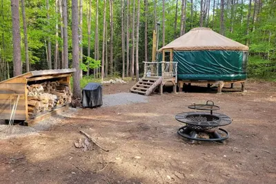 Image de Rufus Iii Yurt on the river