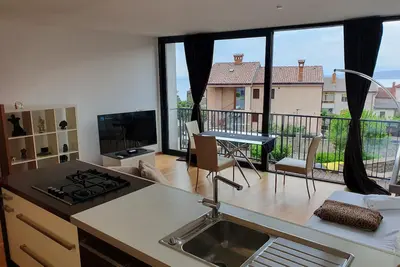 Bella Vista Lux Apartment with private Terrace and Sea-view