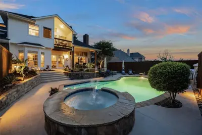 Image de Amazing Modern and Relaxing Home with Pool and Hot Tub Heated! !