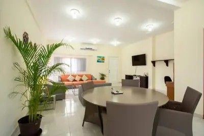 Image de Downtown Comfortable Apartment, 3 Blocks Away