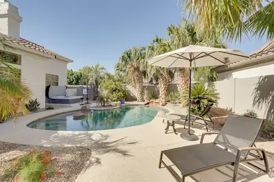 Image de Pool, Hot Tub, & Fire Table: Luxe Scottsdale Home!