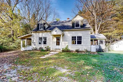 Image de Countryside mountain-view retreat with screened-in porch, near skiing & golf