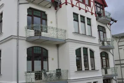 Image de Quiet, sunny, 2 room apartment; seaside resort Ahlbeck; sea view, close to the beach in an old villa