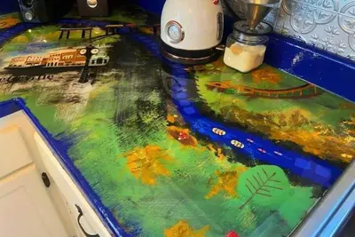 Image de Game House with King Bed and Escape Room!