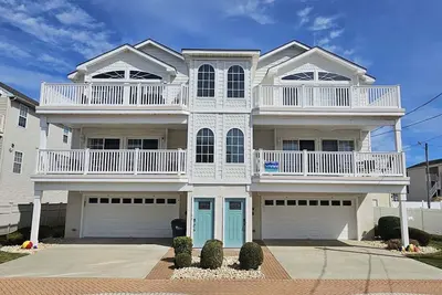 Image de Ww Condo 1. 5 blks to beach and boardwalk. Walk to shops, restaurants and Cc.