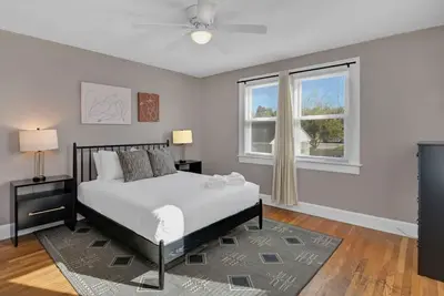 Image de Spacious Home on Gervais | 4br 2ba | Downtown