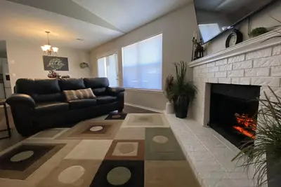 Image de 3 bedrooms 2 baths, hot tub, close to U of A, great dog park, and bike trails