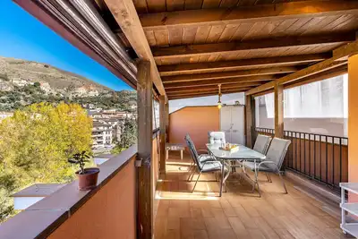 Image de Appartement 'Increíble Ático Centro De Monachil' avec vue sur la montagne, terrasse privée et Wi-Fi