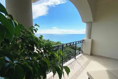 Image de Top-Rated Luxury Retreat: 3br Oceanview Penthouse. Best offshore snorkeling!