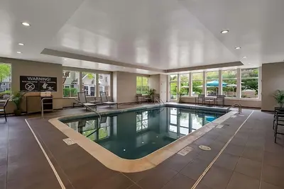 Image de Enjoy and Unwind! Two Cozy 2br Suites w\/ Kitchens, Near Whippany Railway Museum!