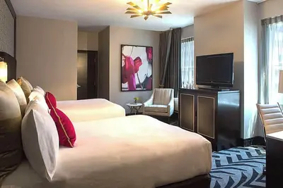 Image de Stay in Luxury Downtown! Pet-Friendly, Fitness Center!