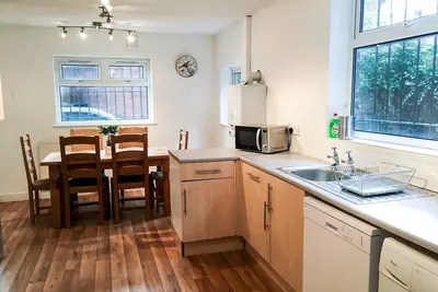 Image de Pass the Keys | Delightful 2 bed apt in Didsbury sleeps 4