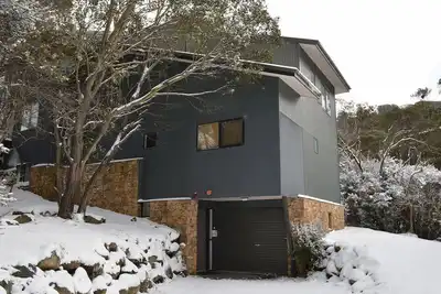 Image de Albina Chalet ideally situated in Thredbo's Crackenback Ridge.