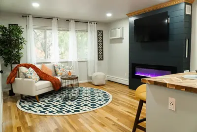Image de 30 Day + Stay, 2b/ 1b w/ Indoor Garage, Wet Bar