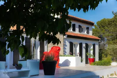Image de Gîte Moon, 2\/3 pers, cuisine, chambre Piscine, Parking, terasse, bbq, wifi,