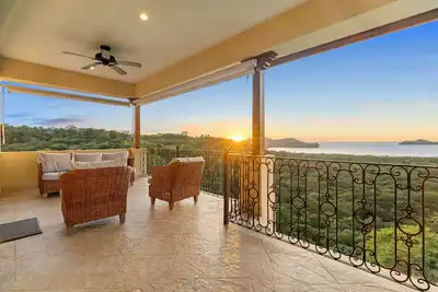 Image de Secluded Penthouse - Sunset Views - Private Pool
