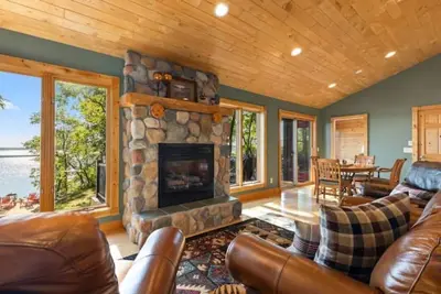 Image de Gull Lake Paradise Home