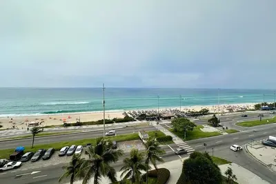 Image de Apartament Barra Tijuca beach nice view! Family friendly and special nature.