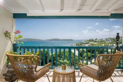 Image de Gigi's Luxury Beach Hideaway- 3 Bdrm- Cowpet Bay West- East End- Pool & Beach\n