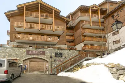 Image de Appartement 'B56 - Eco Le Ruitor' avec vue sur la montagne et balcon