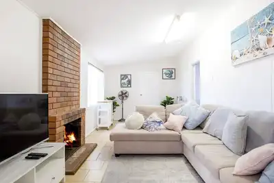 Image de Crystal Bay - Pet Friendly - 3 Mins Walk to Beach