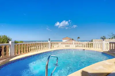 Image de Maison confortable à Dénia avec Wi-Fi