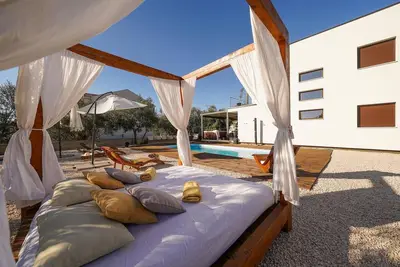Image de Maison en bord de mer Ă Sukosan